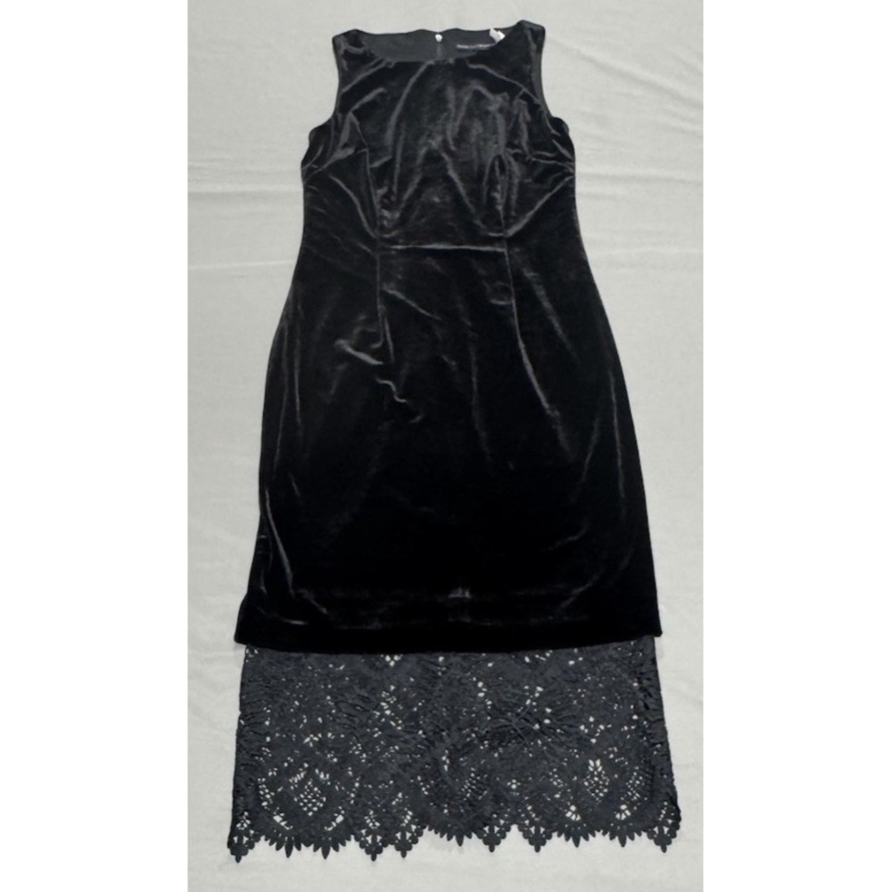 WHITE HOUSE BLACK MARKET   BLACK VELVET LACE TRIM SHEATH COCKTAIL DRESS SZ 4 NWT